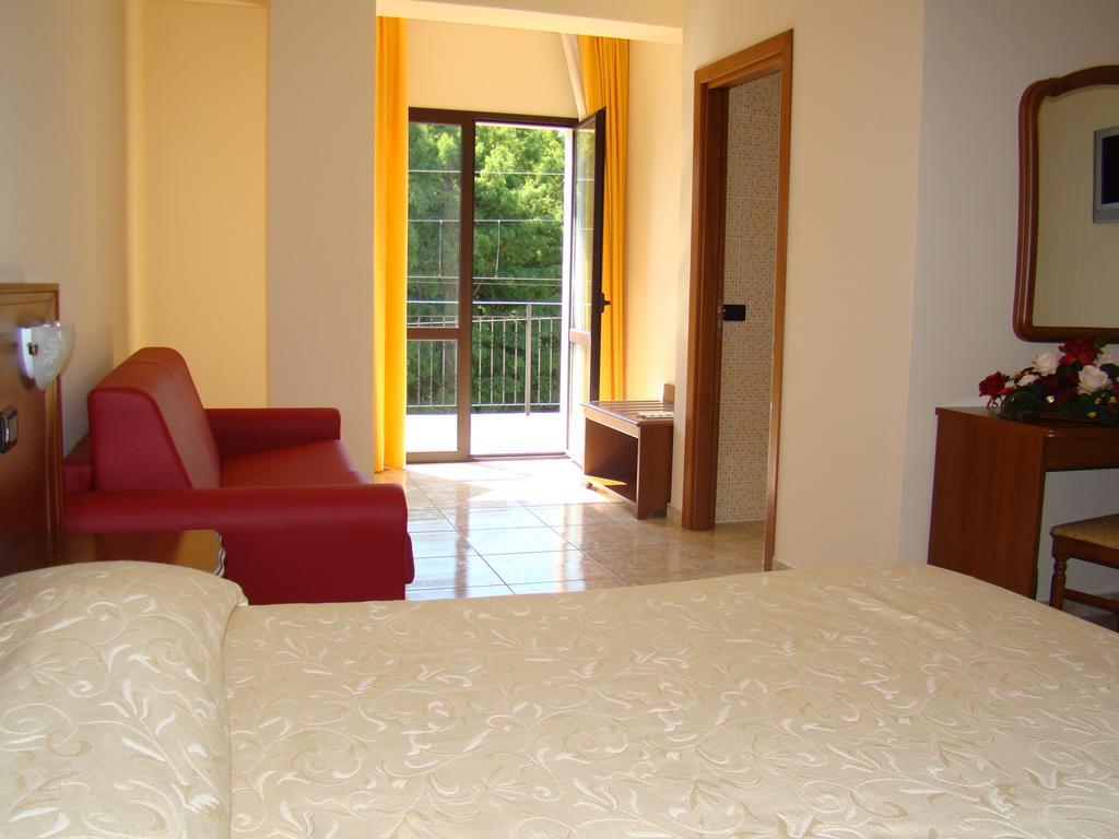 Hotel Ristorante111 Villapiana Quarto foto